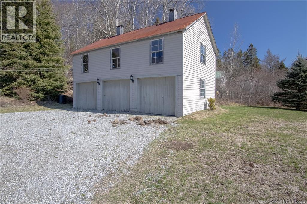 238 Pickwauket Road - 42