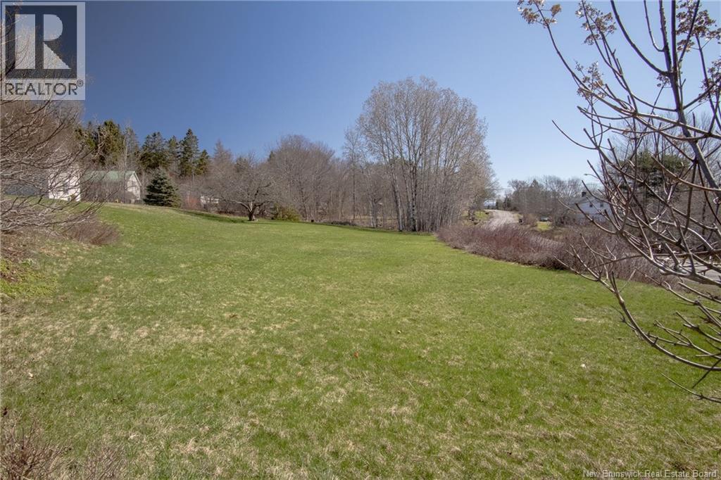 238 Pickwauket Road - 45