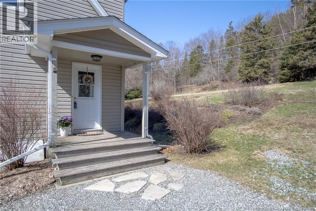 238 Pickwauket Road - 44