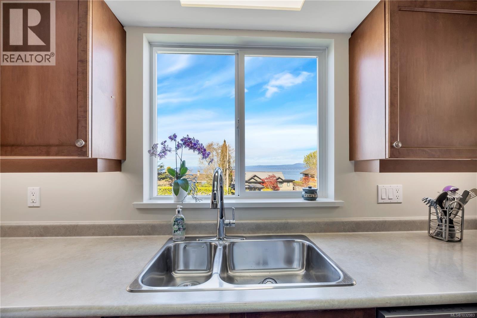 315 CRESCENT RD W - 30