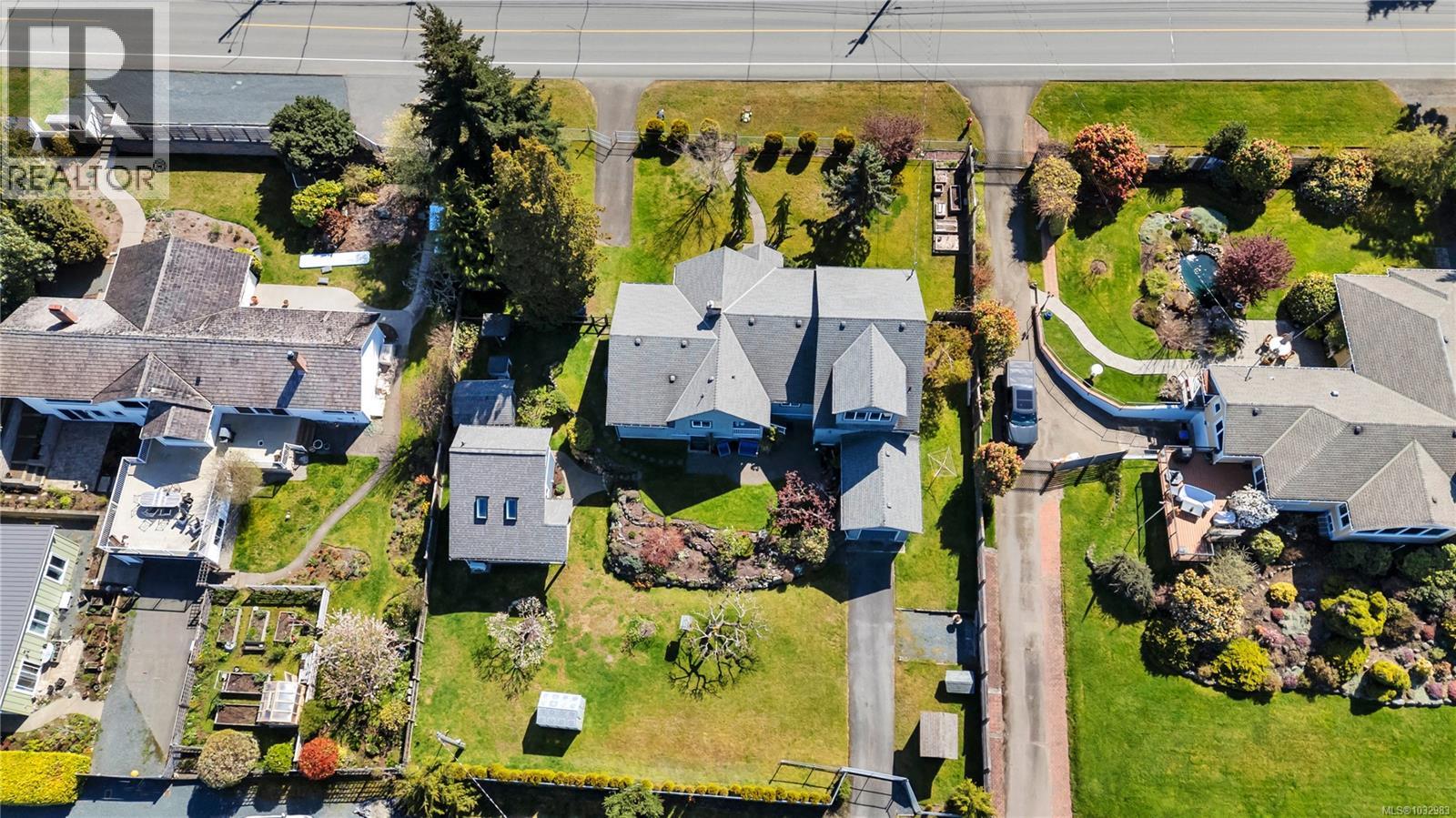 315 CRESCENT RD W - 48