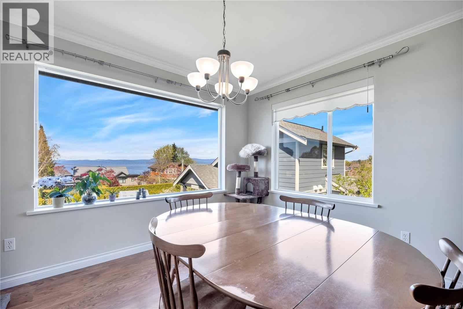 315 CRESCENT RD W - 26