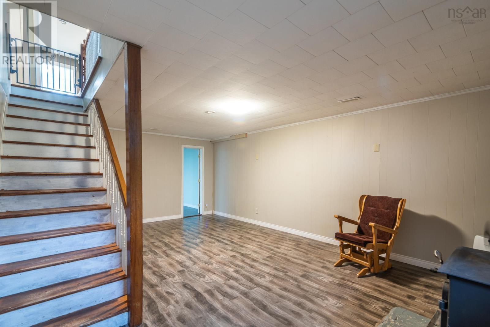 Property 33 of 38 of 13191 Highway 2