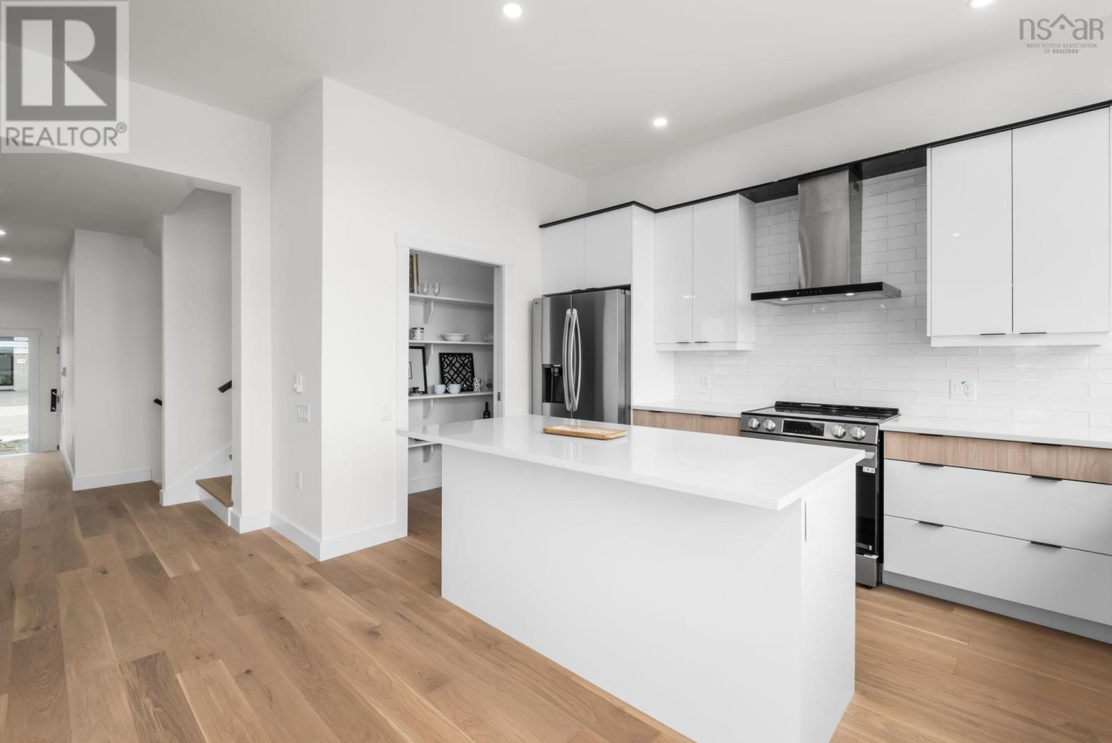 Property 11 of 41 of 201 Brunello Boulevard