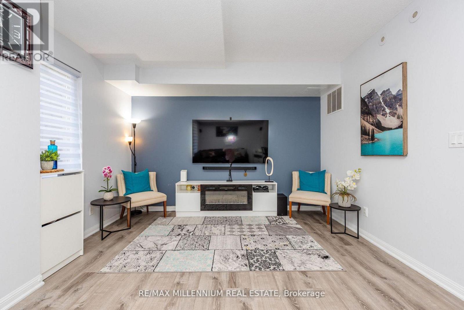 #1034 3045 FINCH AVENUE W - 29
