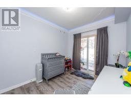 1034 - 3045 Finch Avenue W, Toronto, ON M9M0A5 Photo 12