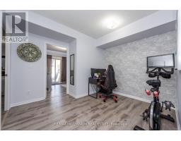 1034 - 3045 Finch Avenue W, Toronto, ON M9M0A5 Photo 17
