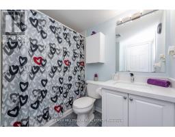 1034 - 3045 Finch Avenue W, Toronto, ON M9M0A5 Photo 8