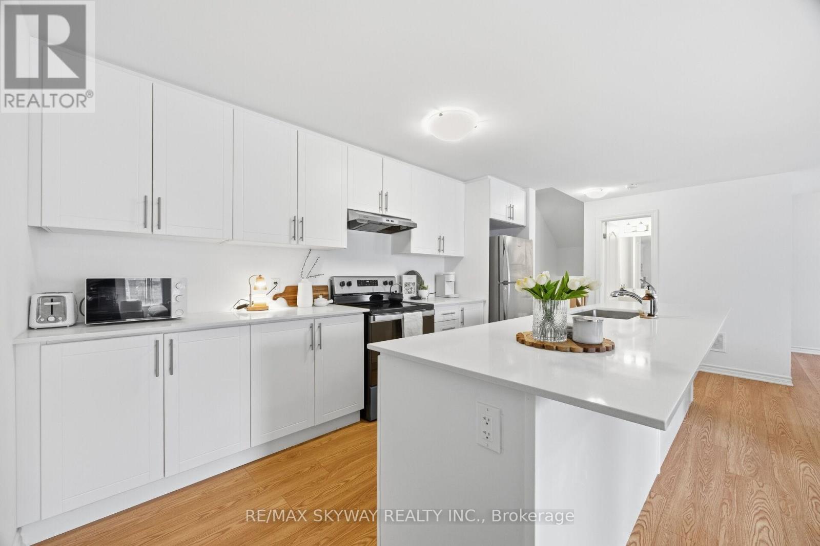 44 SPRINGDALE AVENUE - 17