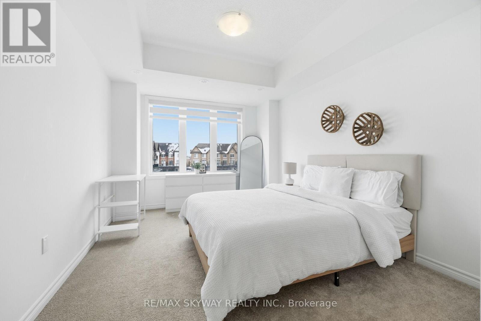 44 SPRINGDALE AVENUE - 27
