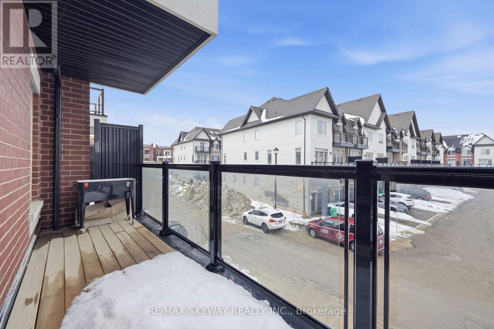 44 SPRINGDALE AVENUE - 44