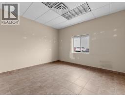 11865 County Rd 42, Tecumseh, ON N8N2M1 Photo 12