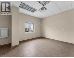 11865 County Rd 42, Tecumseh, ON N8N2M1 Photo 16