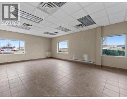 11865 County Rd 42, Tecumseh, ON N8N2M1 Photo 6