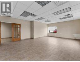 11865 County Rd 42, Tecumseh, ON N8N2M1 Photo 7