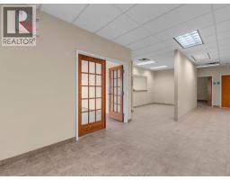 11865 County Rd 42, Tecumseh, ON N8N2M1 Photo 8