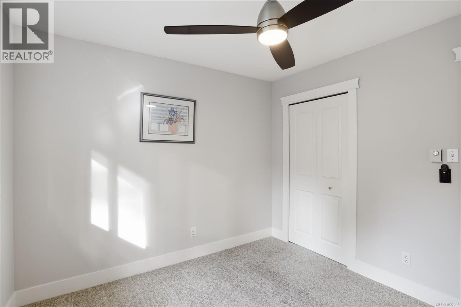1148 Clubhouse Dr - 25