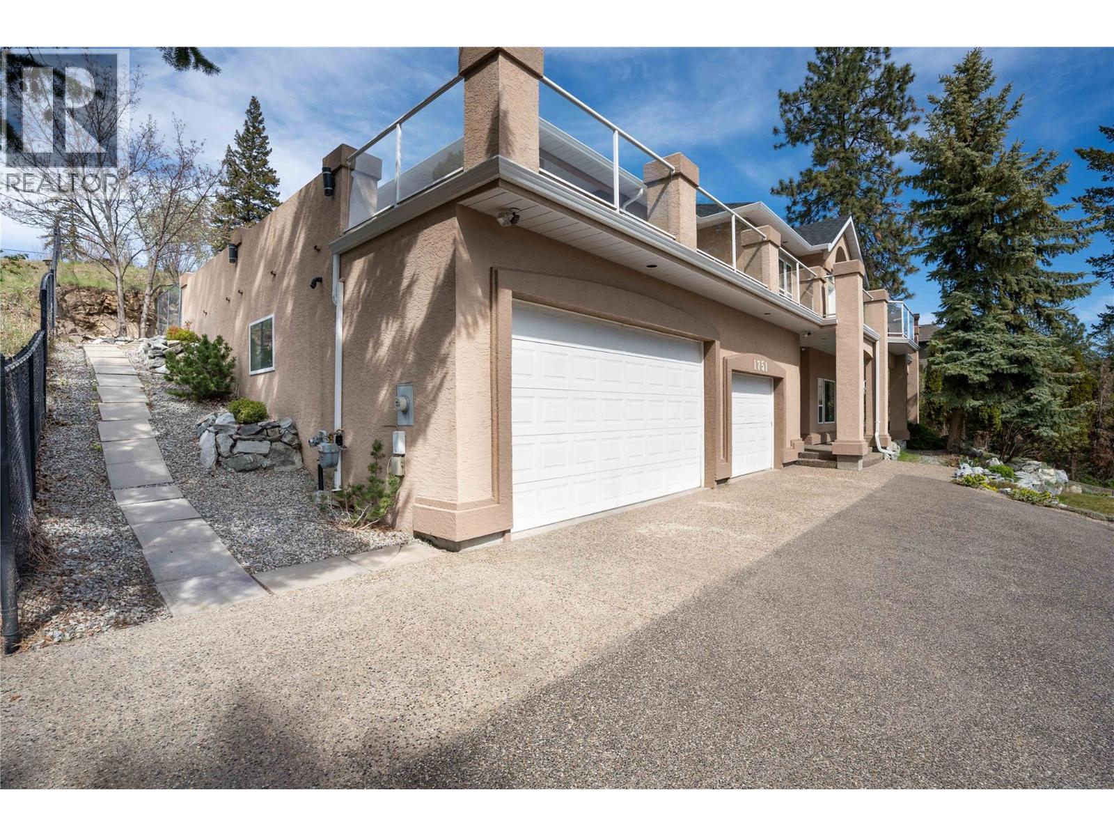  1751 Keloka Drive, West Kelowna