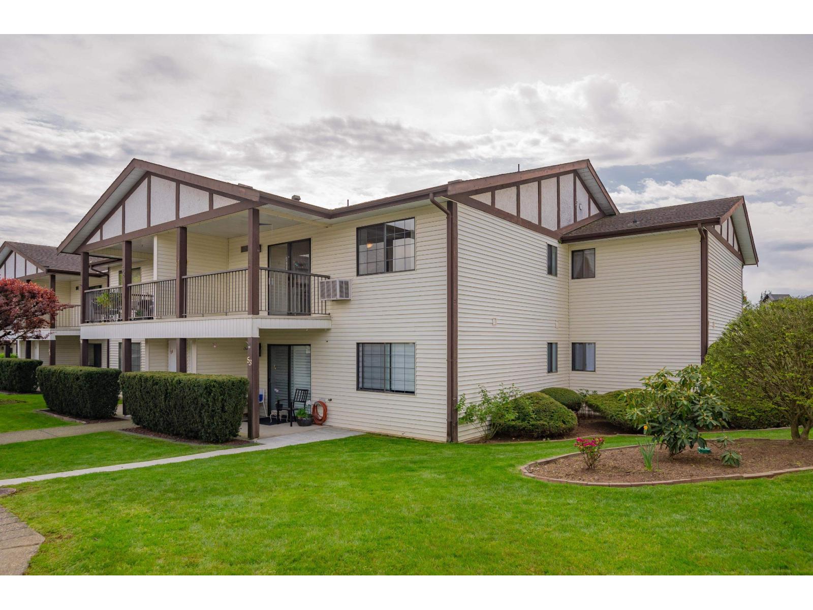 57 32718 GARIBALDI DRIVE