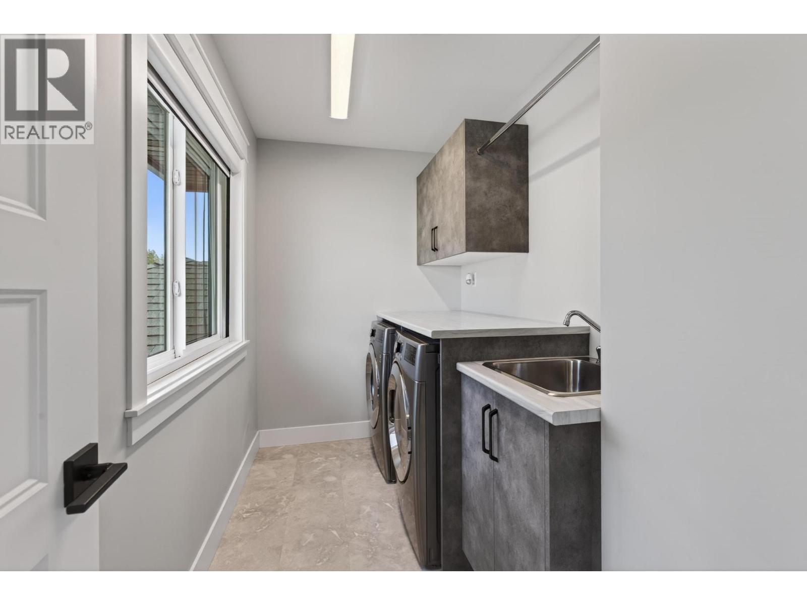  2847 Copper Ridge Drive, West Kelowna