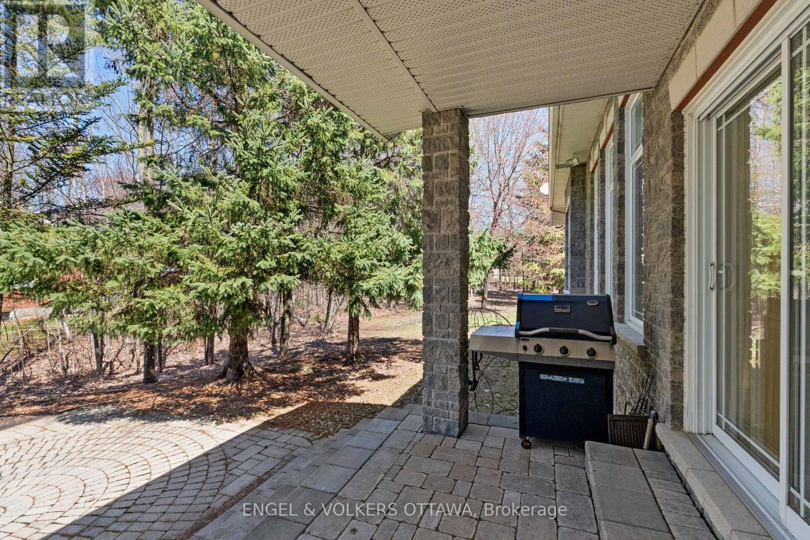 6370 EMERALD LINKS DRIVE — photo 36