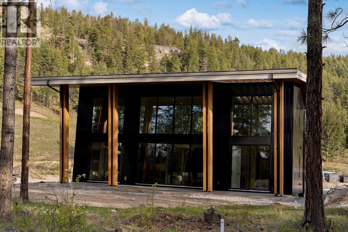 822 Predator Ridge Drive, Vernon