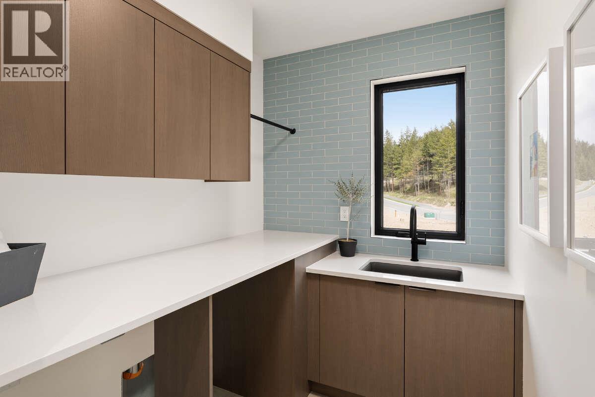 822 Predator Ridge Drive, Vernon