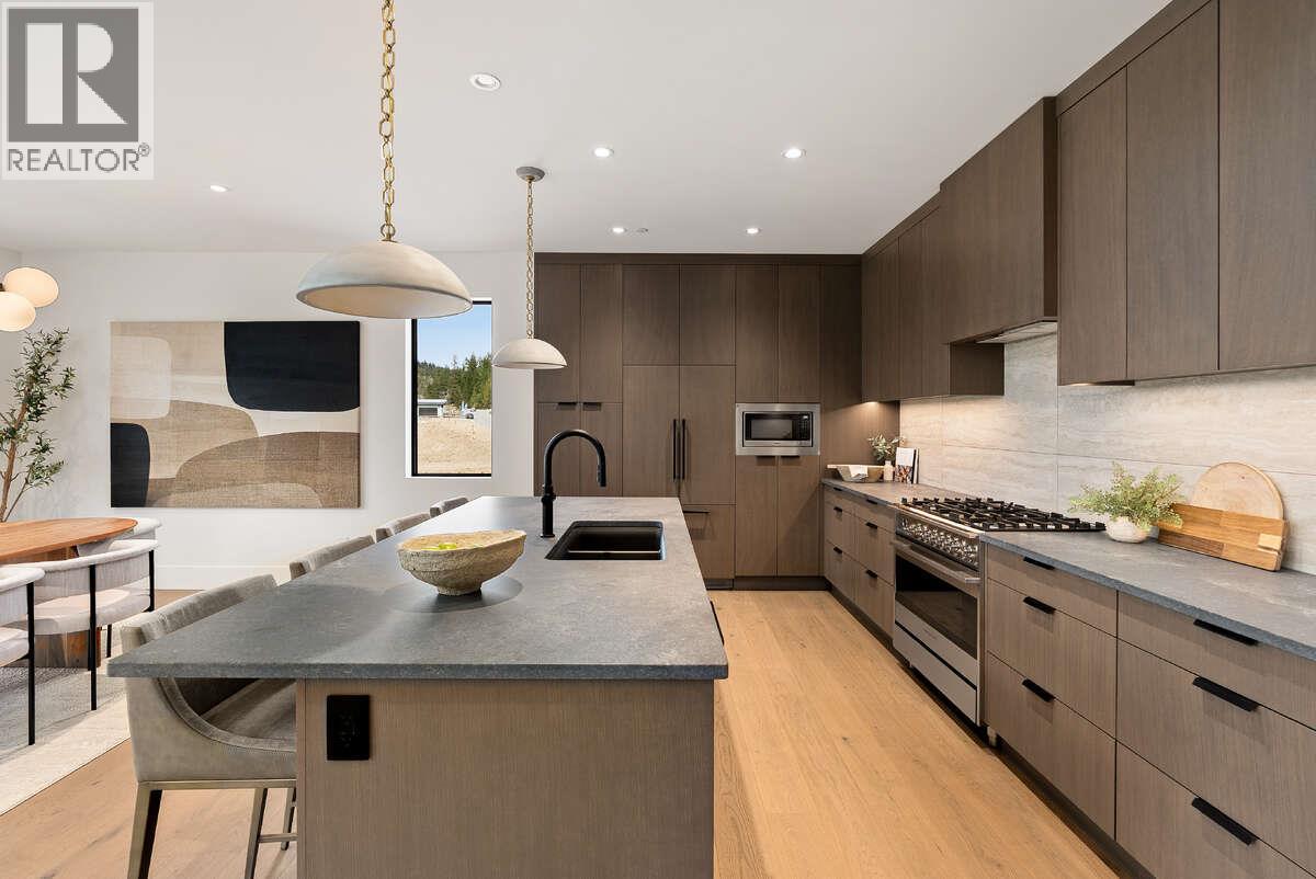 822 Predator Ridge Drive, Vernon