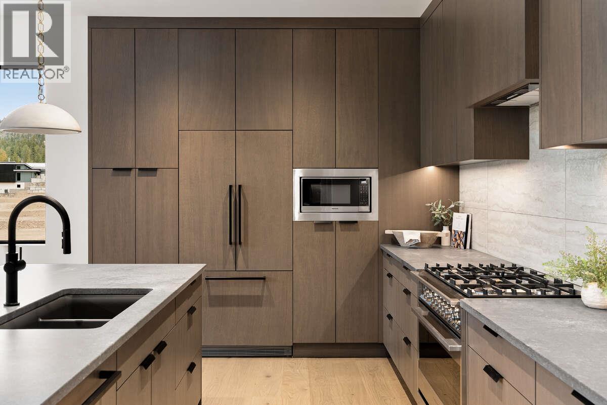 822 Predator Ridge Drive, Vernon