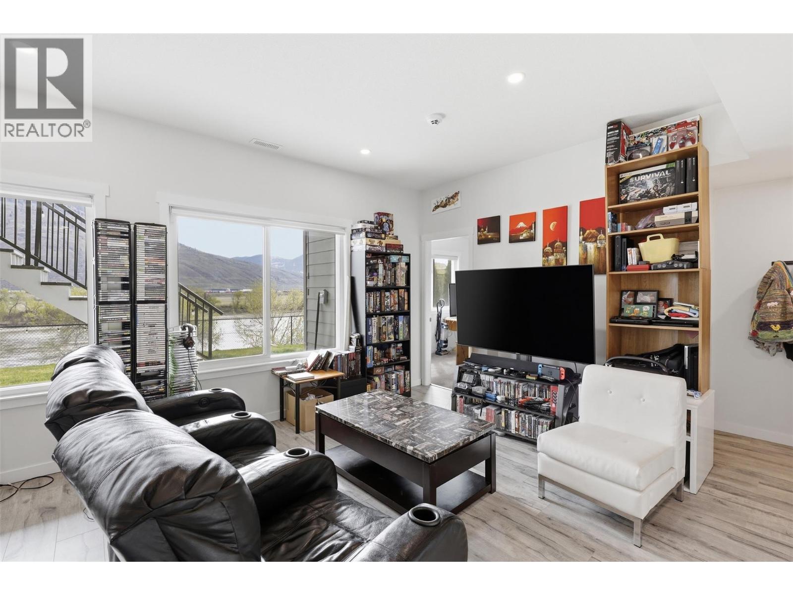 833 Woodrush Drive - 34