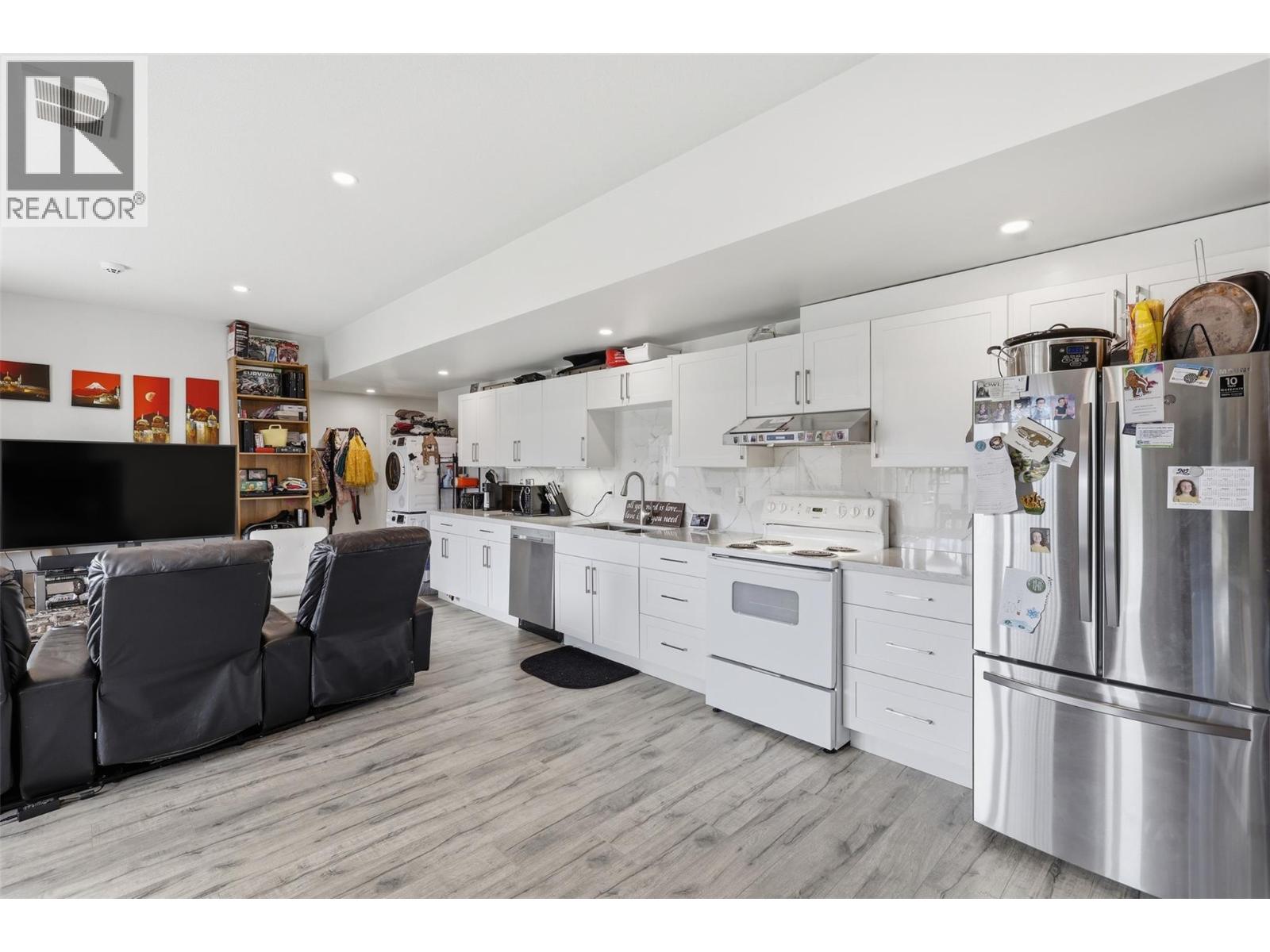 833 Woodrush Drive - 33