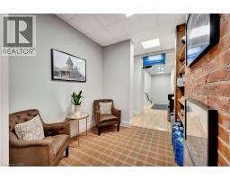 35 Main Street, Grimsby, ON L3M1R3 Photo 6