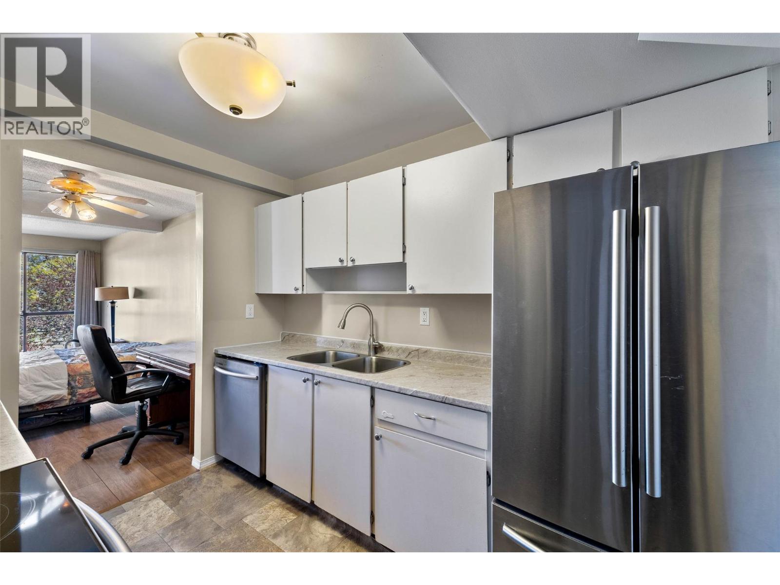 #43 137 MCGILL Road - Image 2