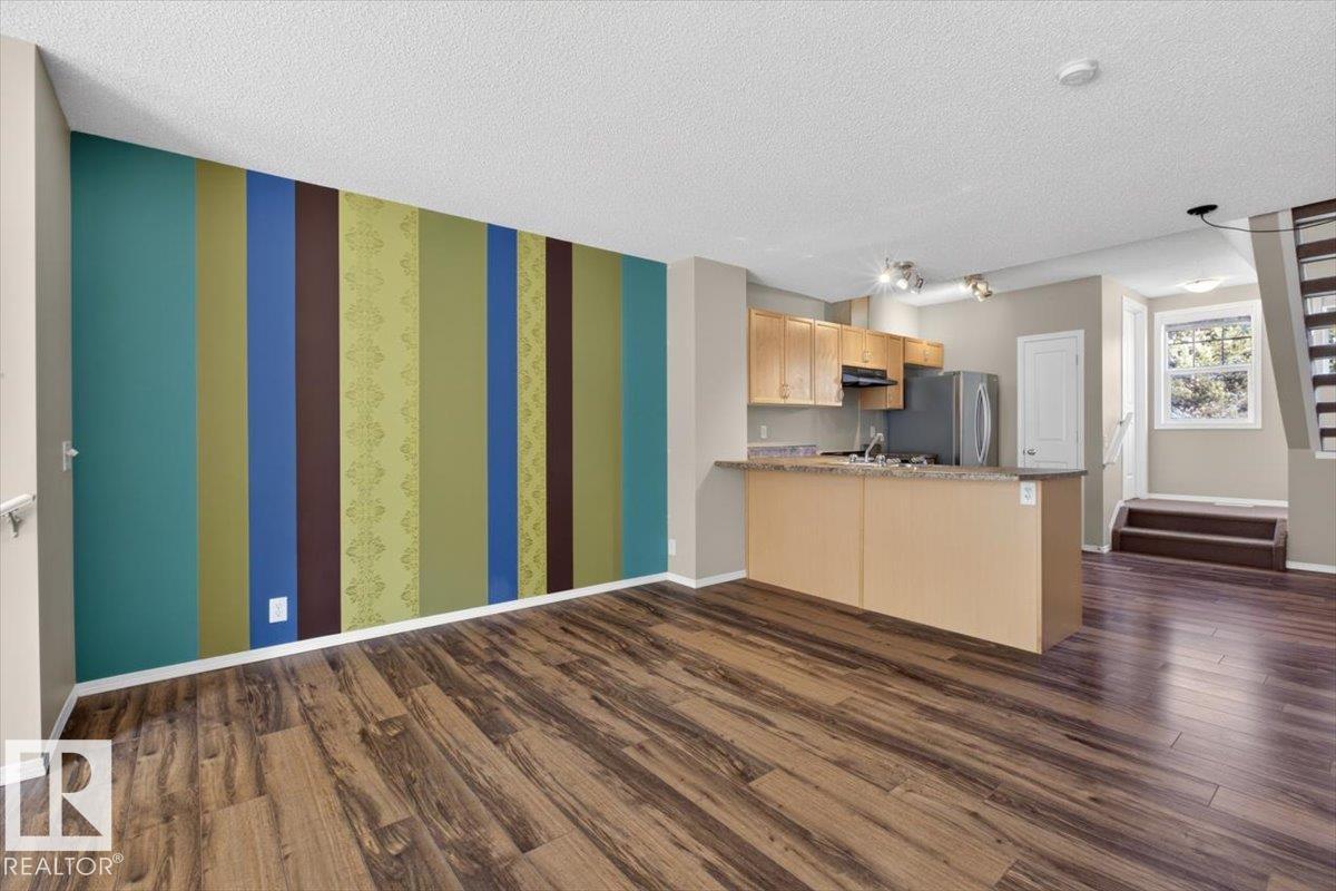 #130 5604 199 ST NW - 8