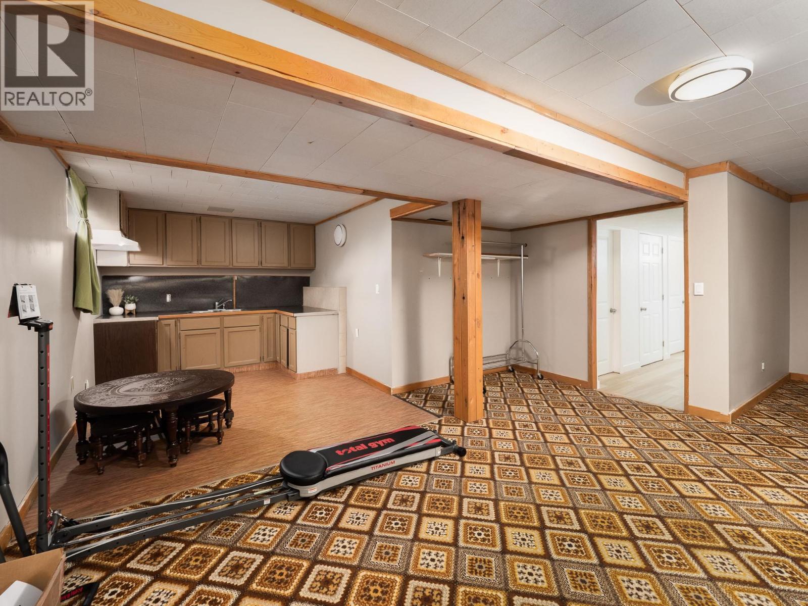 1349 GENEVIEVE CRESCENT - 18