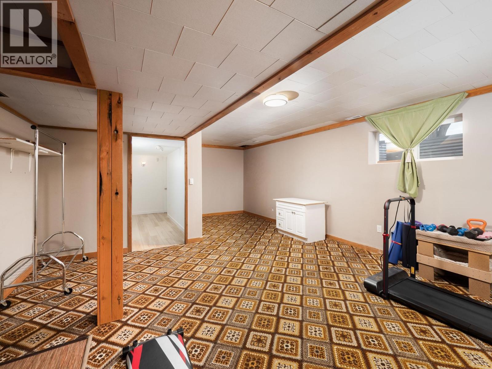 1349 GENEVIEVE CRESCENT - 19