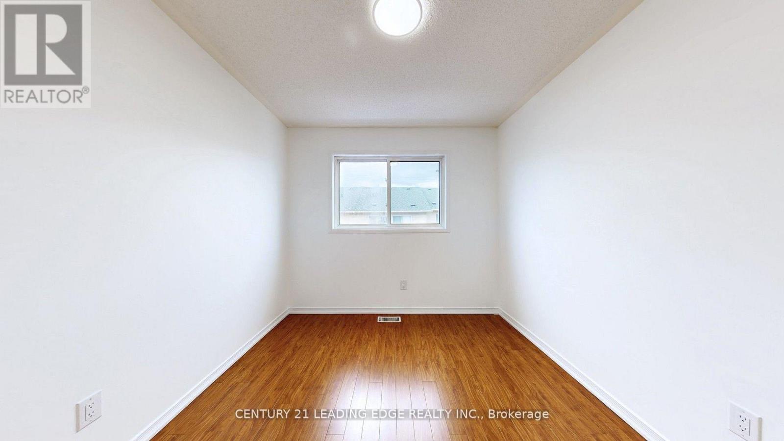 38 RUMI CRESCENT - 25