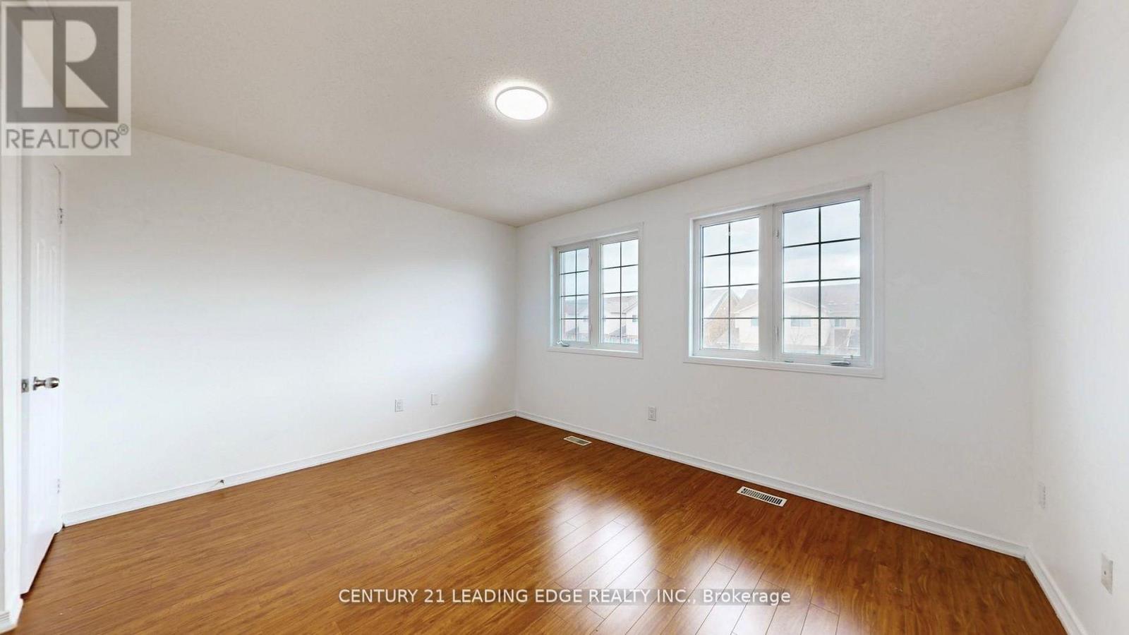 38 RUMI CRESCENT - 16