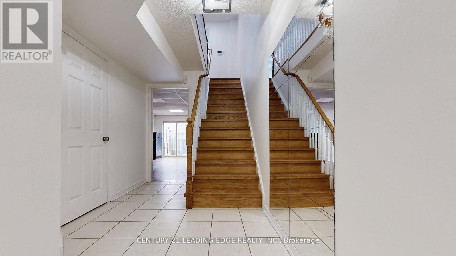38 RUMI CRESCENT - 2