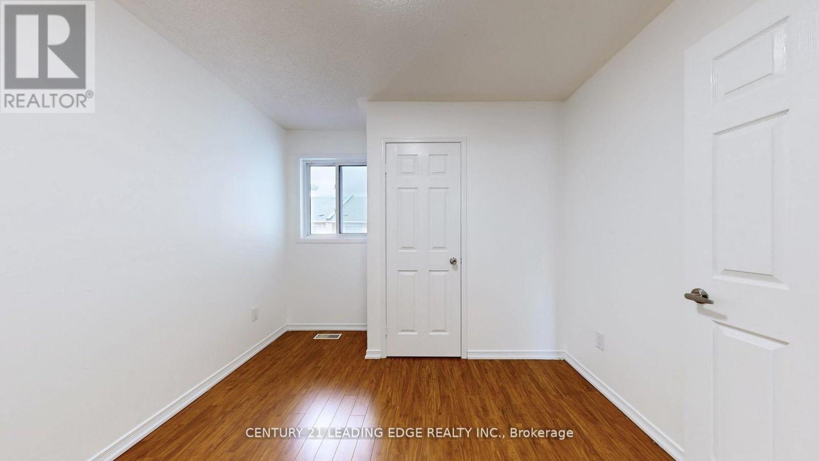 38 RUMI CRESCENT - 21