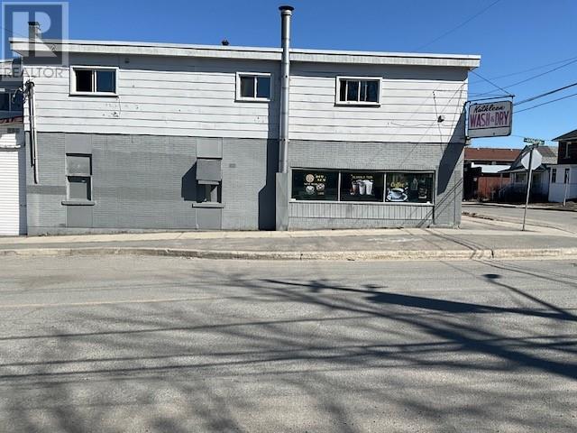 319 Montague Avenue, Sudbury — photo 2