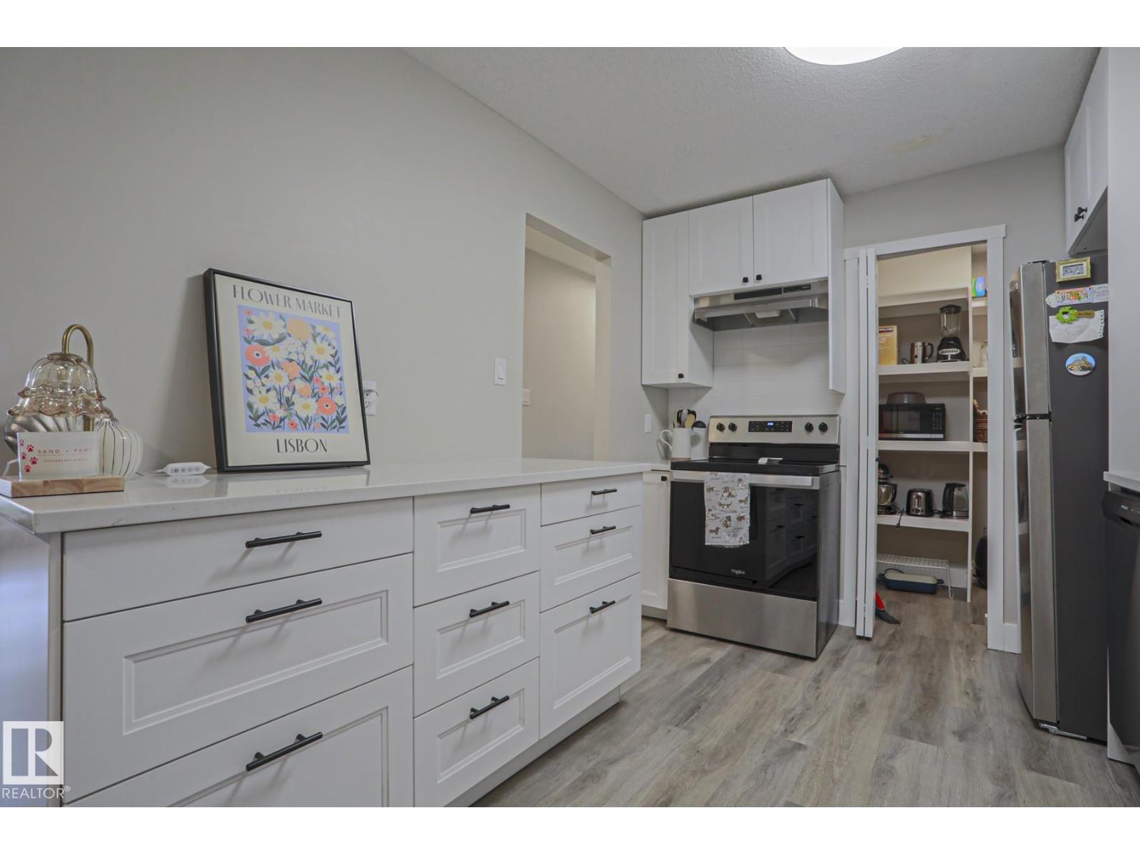 #7 2204 118 ST NW, Edmonton