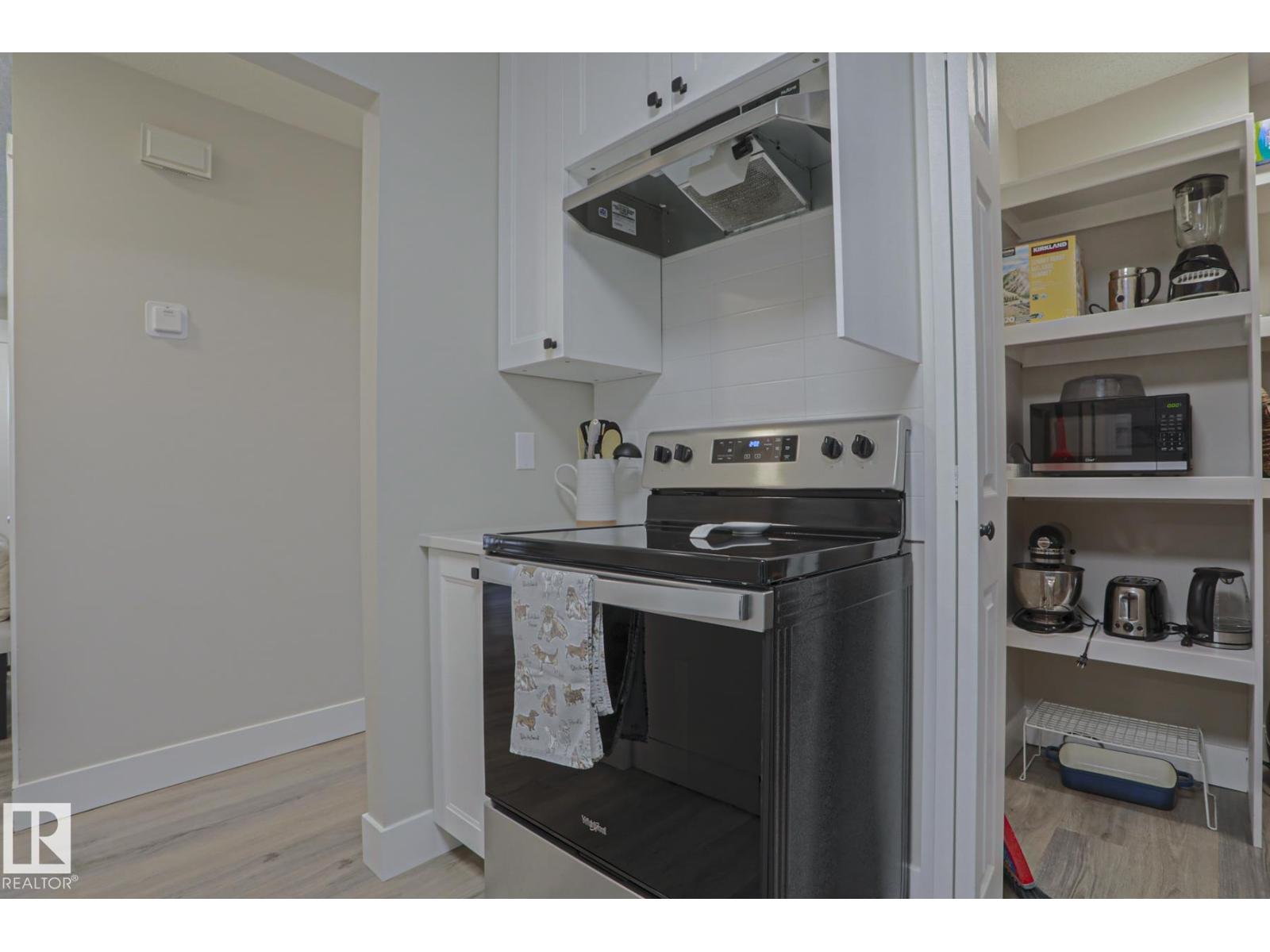 #7 2204 118 ST NW, Edmonton