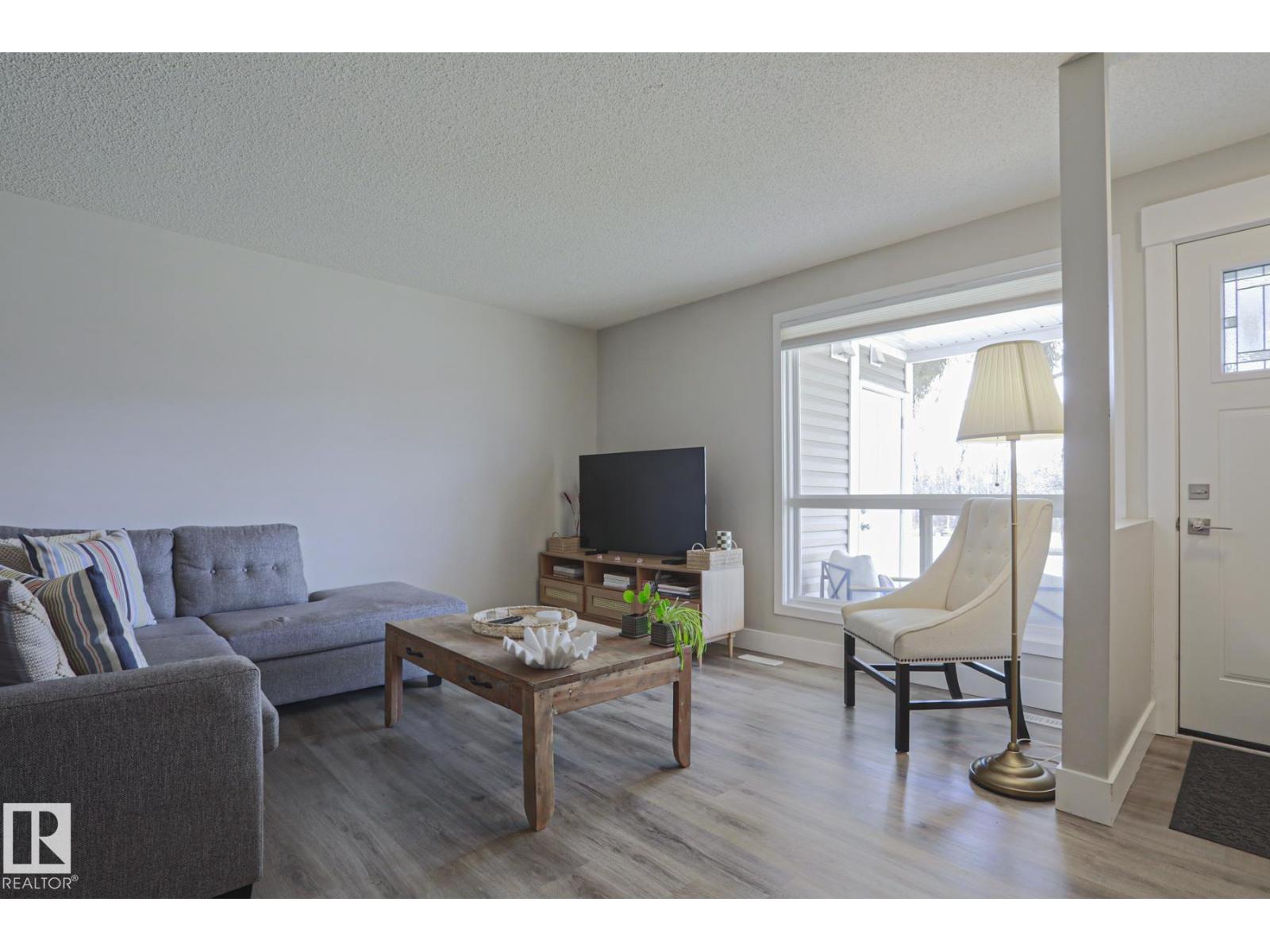 #7 2204 118 ST NW, Edmonton