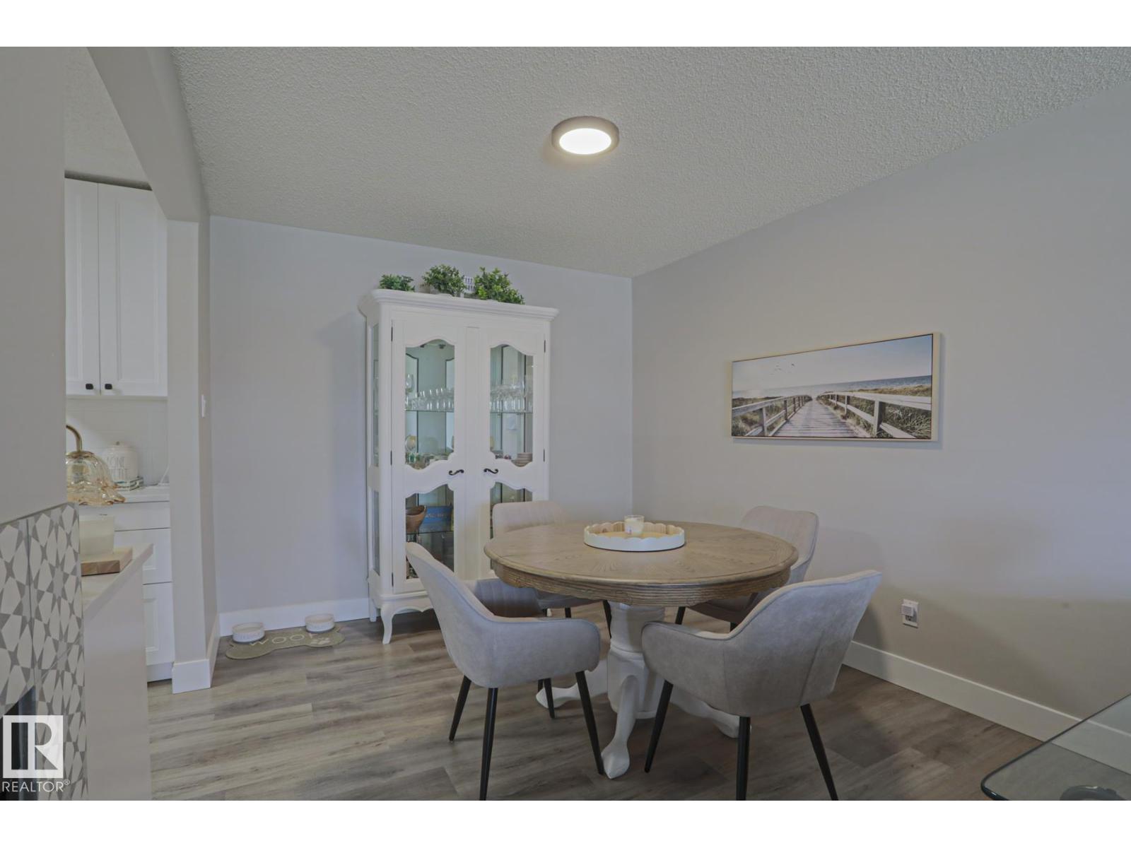 #7 2204 118 ST NW, Edmonton