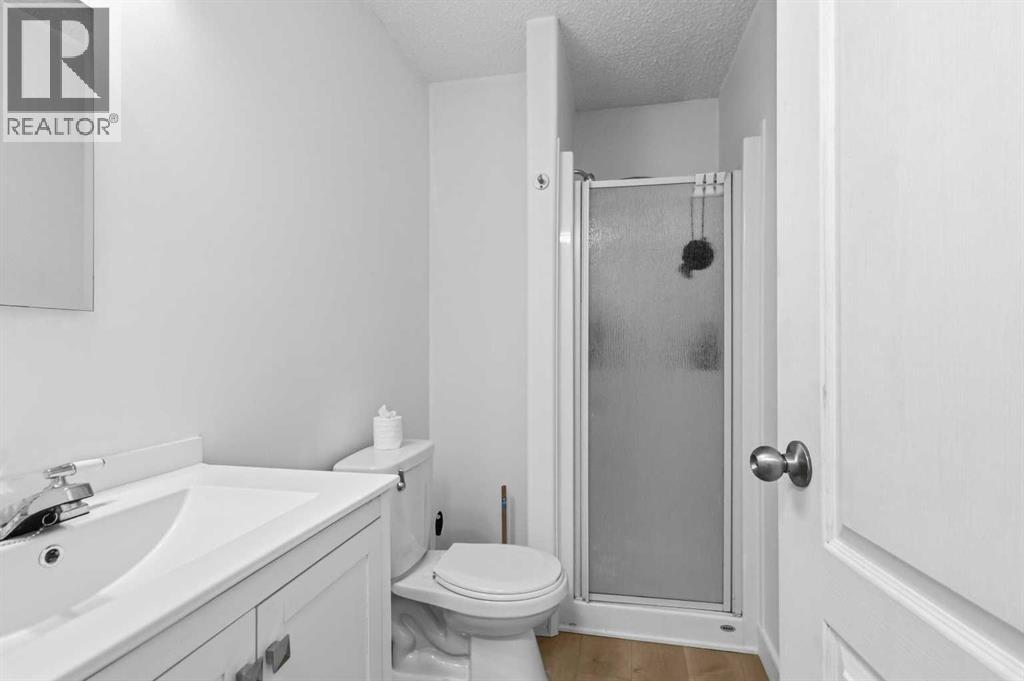 253 Grosbeak Way, Fort McMurray