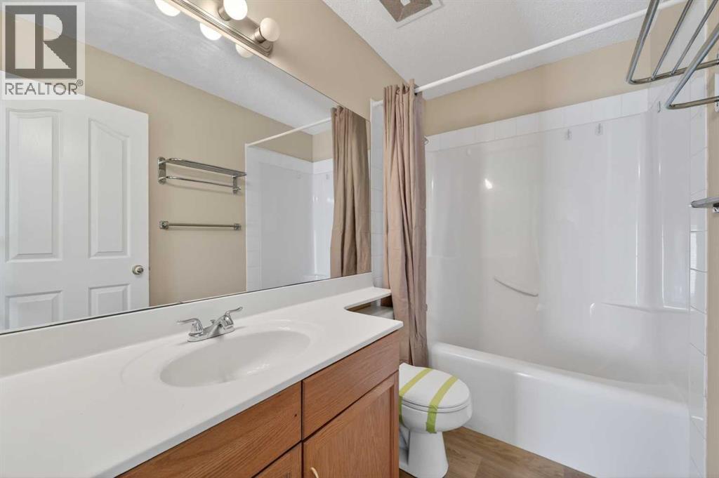 126 EVANSMEADE CRESCENT NW - 21