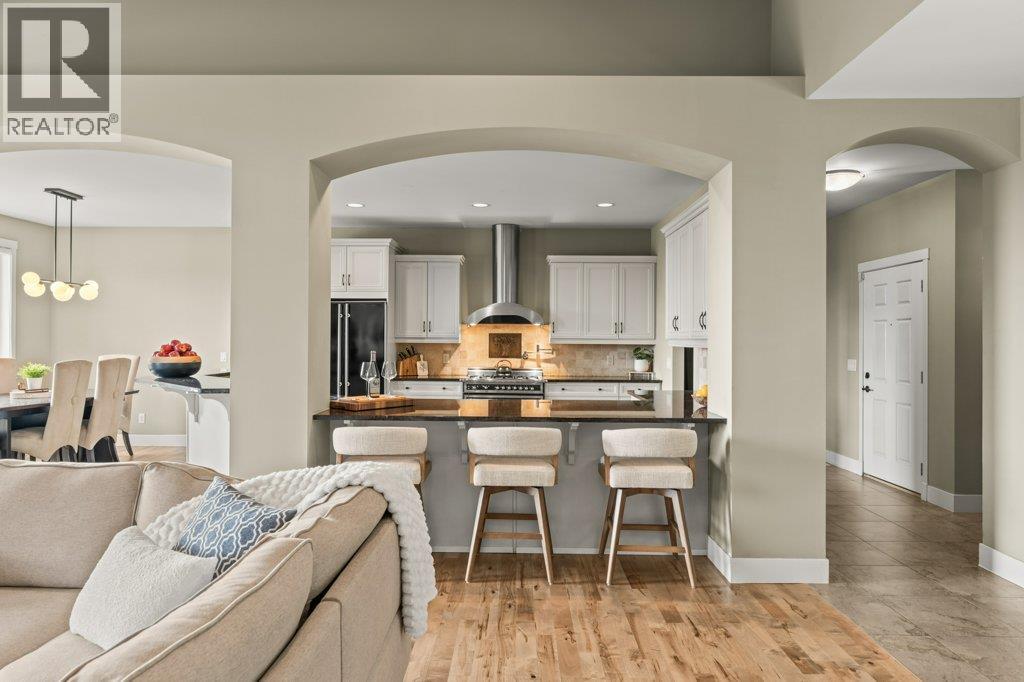  2447 Stone Grove Crescent, West Kelowna