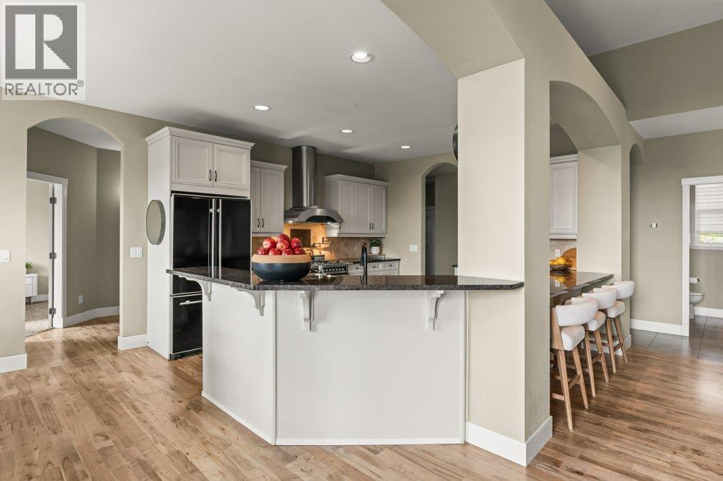  2447 Stone Grove Crescent, West Kelowna