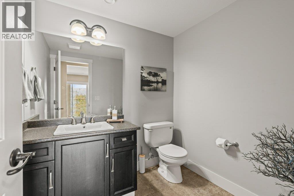  2447 Stone Grove Crescent, West Kelowna